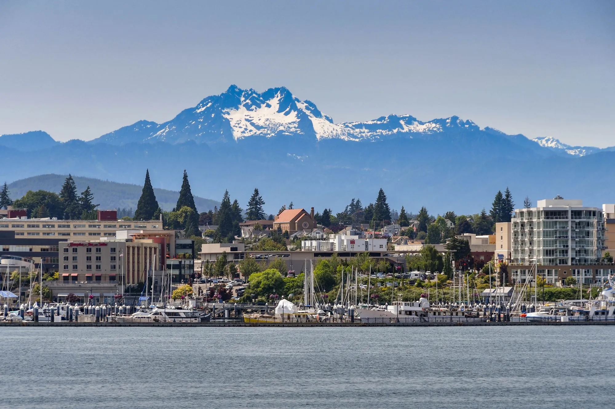 We make moving simple, fast, and stress-free for families and businesses in Bremerton, WA